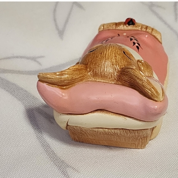 Pendelfin Ceramic Rabbit *Wakey* figurine - Picture 2 of 4